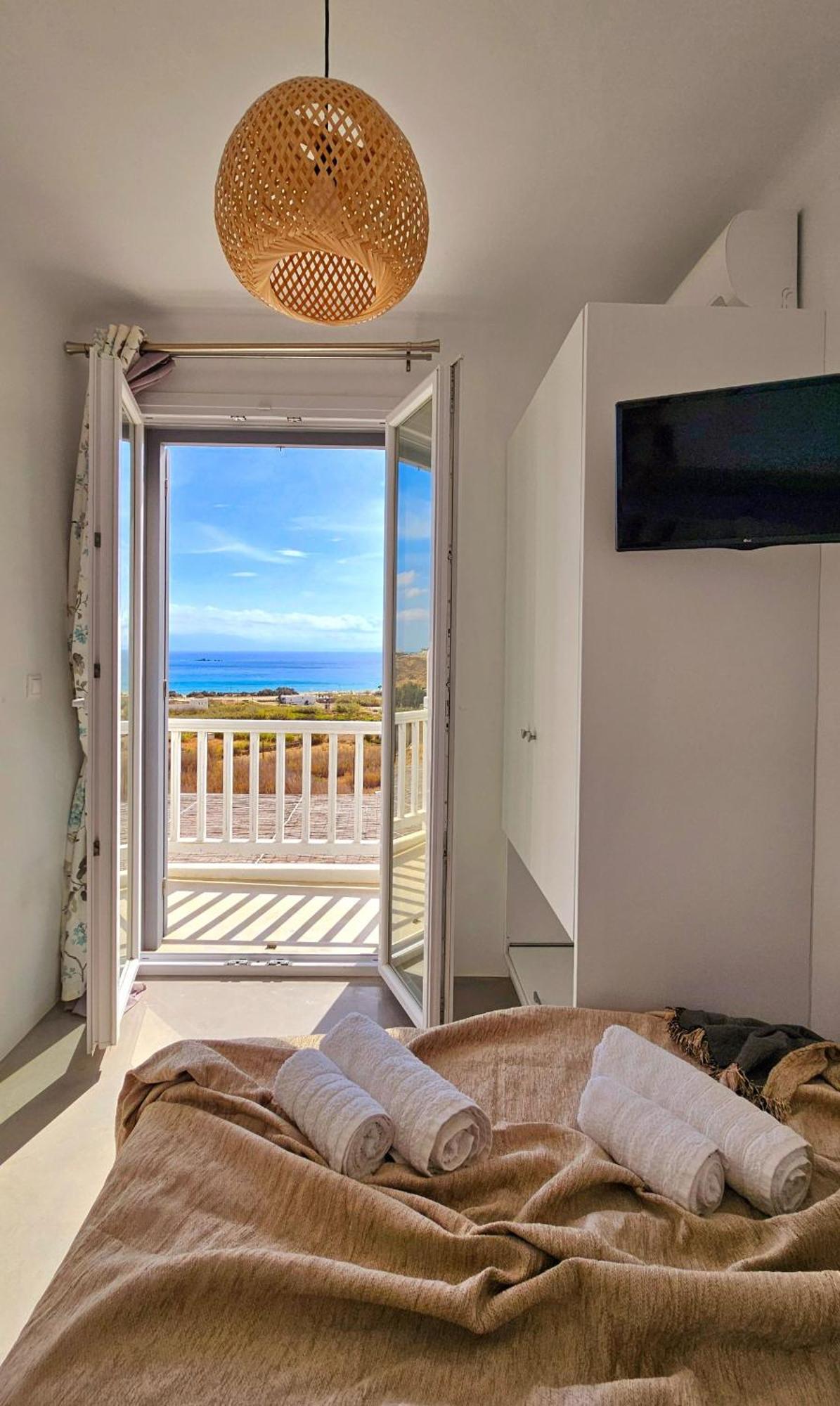 Mykonos4Islands Seaside Homes And Suites Кало Ливади Стая снимка
